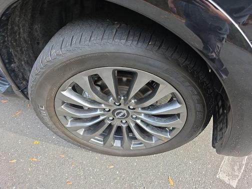 2024 Nissan Armada Platinum 4WD