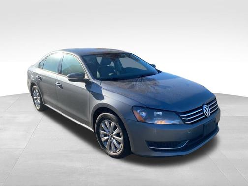 2014 Volkswagen Passat 1.8T S