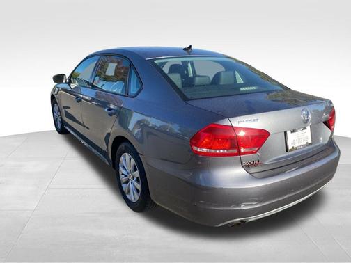 2014 Volkswagen Passat 1.8T S
