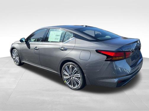 2025 Nissan Altima 2.5 SL