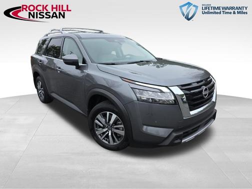 2024 Nissan Pathfinder SL FWD