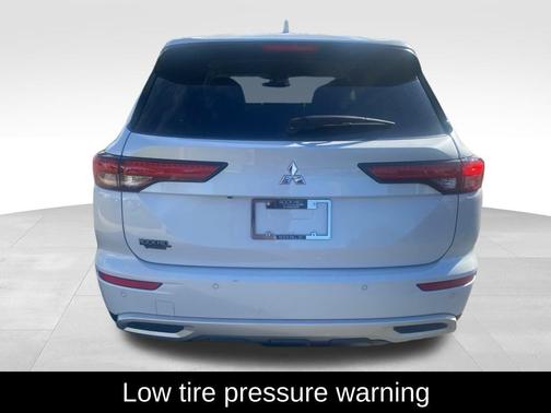 2024 Mitsubishi Outlander SE 2.5 2WD