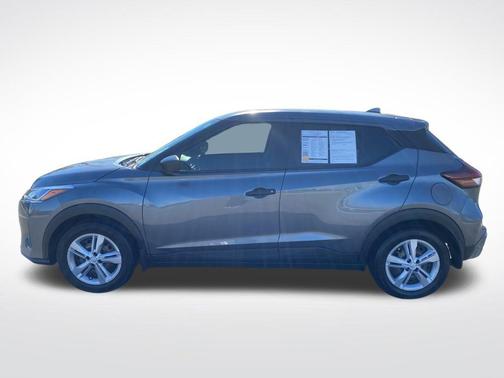 2023 Nissan Kicks S