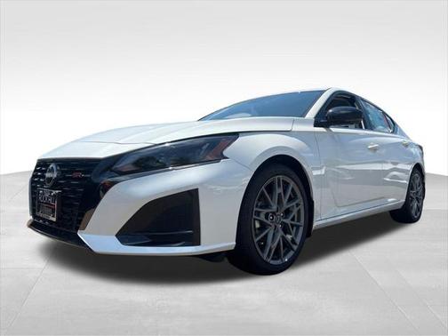 2024 Nissan Altima SR VC-Turbo FWD