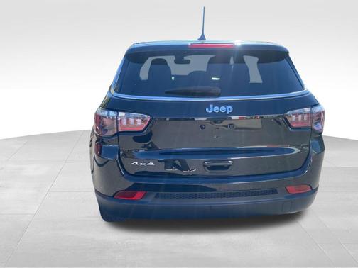 2025 Jeep Compass Sport