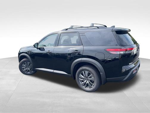 2025 Nissan Pathfinder SV FWD
