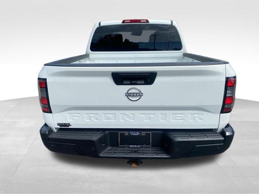 2024 Nissan Frontier S