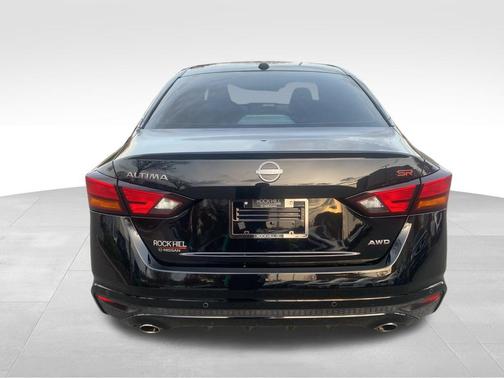 2024 Nissan Altima SR Intelligent AWD
