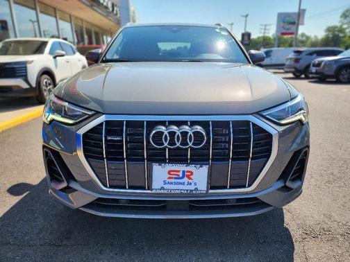 2024 Audi Q3 Premium 45 TFSI S line quattro Tiptronic