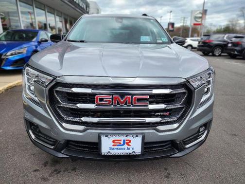 2024 GMC Terrain AWD AT4