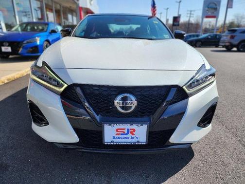 2022 Nissan Maxima SR Xtronic CVT