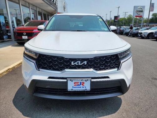 2022 Kia Sorento LX