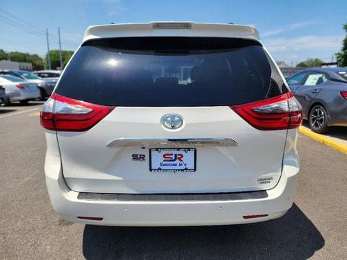 2020 Toyota Sienna Limited