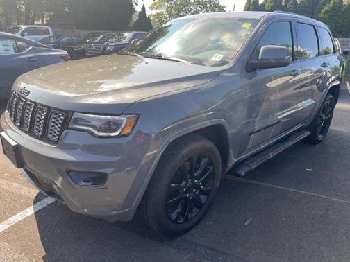 2021 Jeep Grand Cherokee Laredo