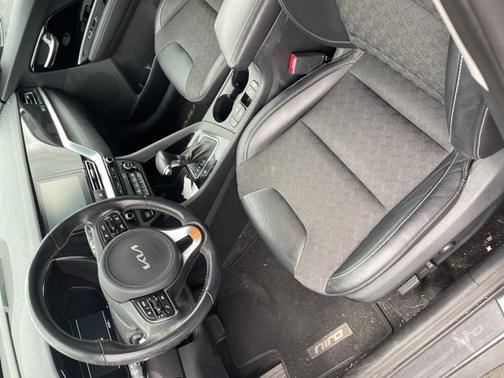 2022 Kia Niro Plug-In Hybrid EX