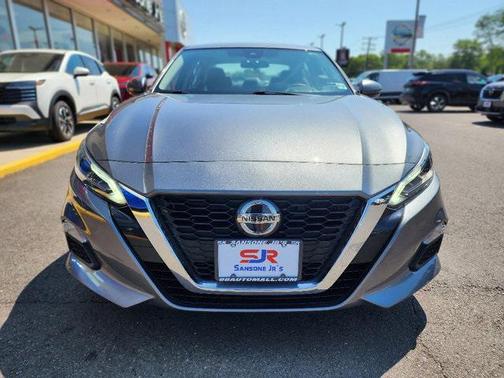 2022 Nissan Altima 2.5 SV