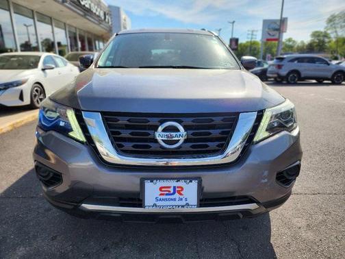 2017 Nissan Pathfinder S