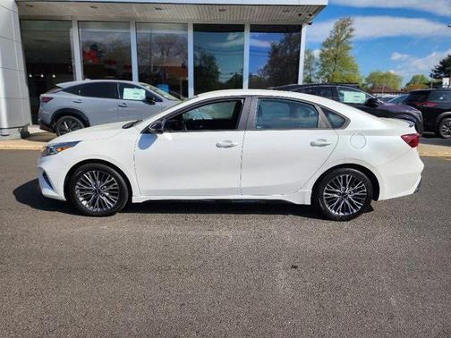 2022 Kia Forte GT-Line