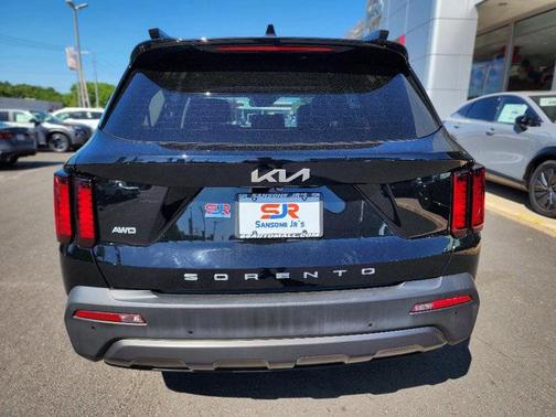 2022 Kia Sorento S