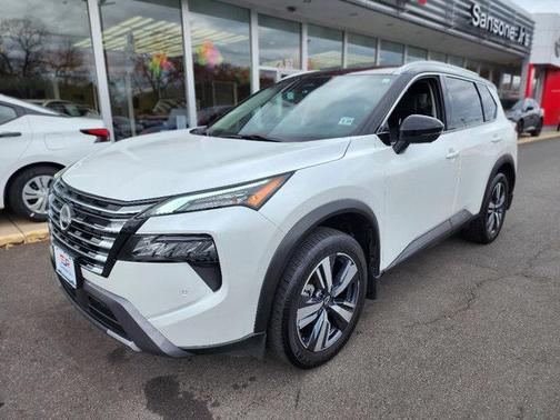 2024 Nissan Rogue SL