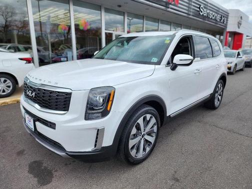2022 Kia Telluride S