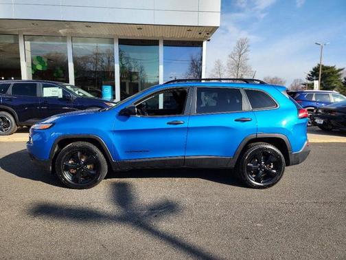 2017 Jeep Cherokee Altitude