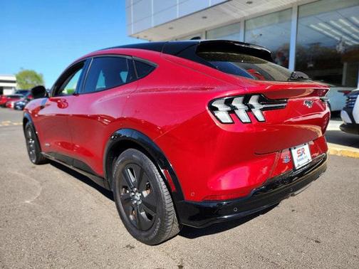 2021 Ford Mustang Mach-E California Route 1