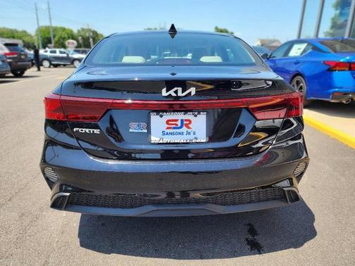2022 Kia Forte LXS