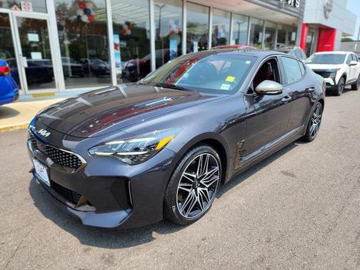 2022 Kia Stinger GT1