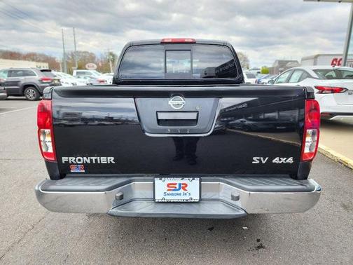 2021 Nissan Frontier SV