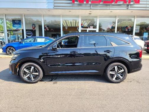 2022 Kia Sorento S