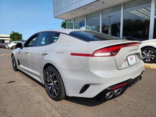 2022 Kia Stinger GT-Line