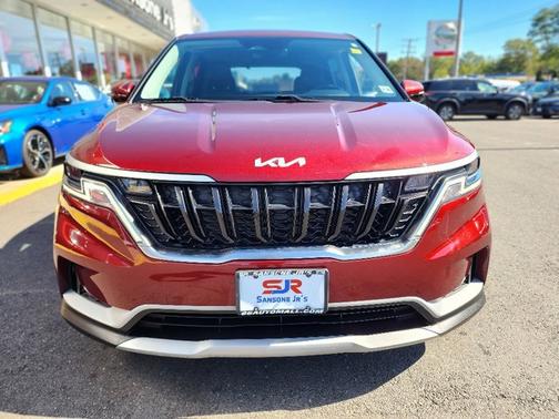 2023 Kia Carnival LX