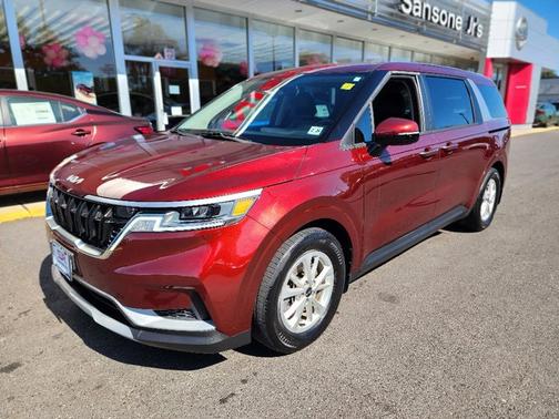 2023 Kia Carnival LX