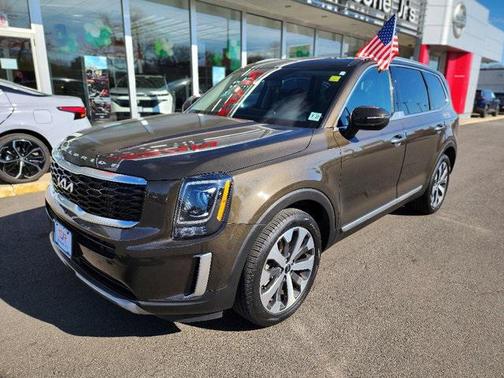 2022 Kia Telluride S