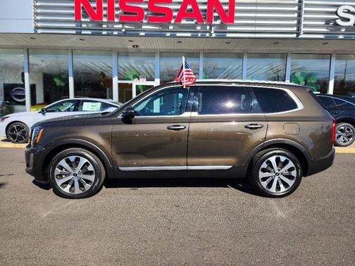 2022 Kia Telluride S