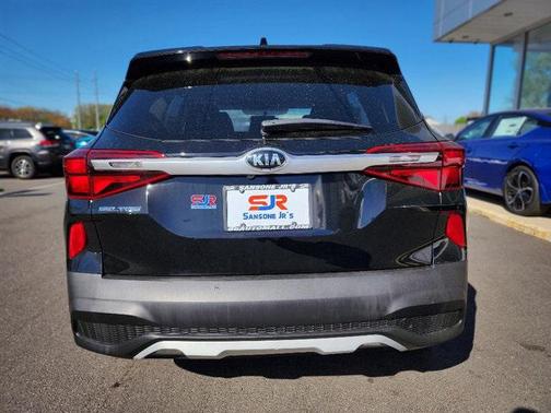 2021 Kia Seltos LX