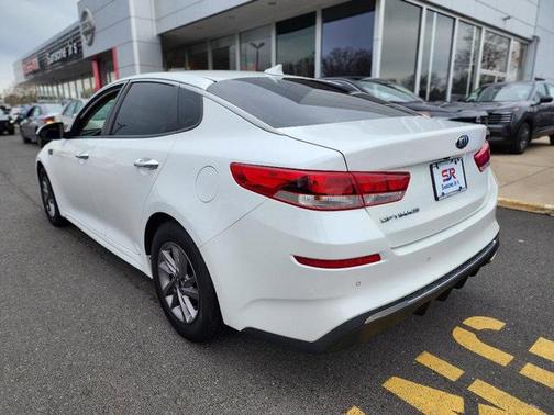 2020 Kia Optima LX