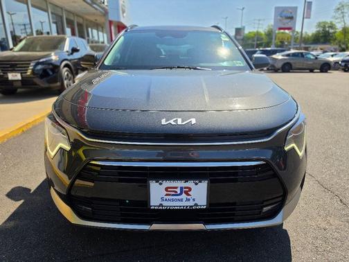 Graphite Gray 2023 Kia Niro EX Touring