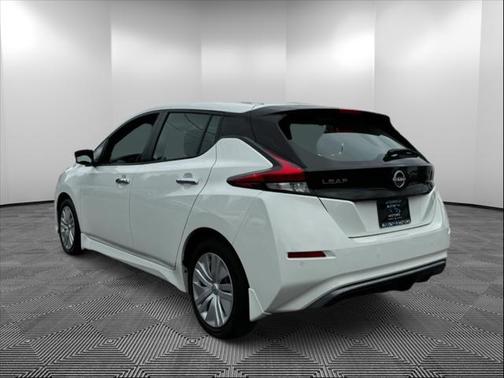 2023 Nissan Leaf S 40 kWh