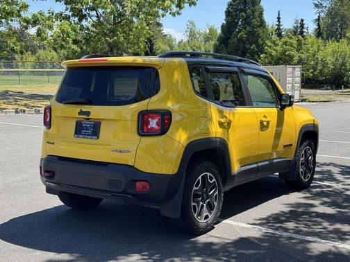 Yellow 2016 Jeep Renegade Trailhawk