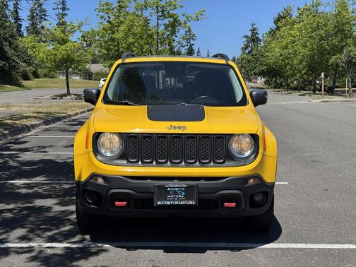 Yellow 2016 Jeep Renegade Trailhawk