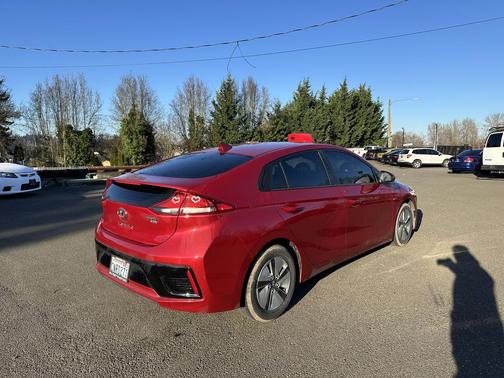 Red 2019 Hyundai IONIQ Hybrid Blue