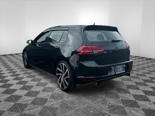 2016 Volkswagen Golf GTI 2.0T S 4-Door