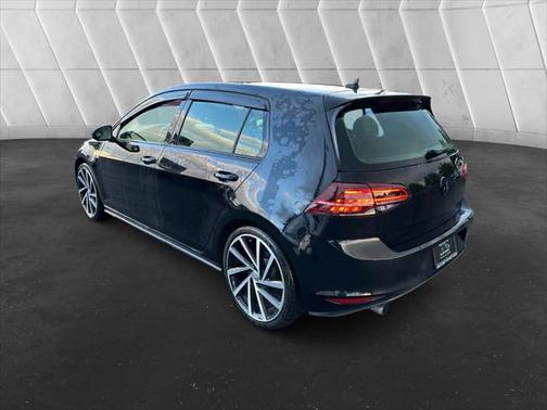2016 Volkswagen Golf GTI 2.0T S 4-Door