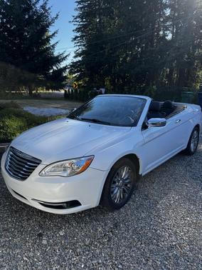 2011 Chrysler 200 Limited