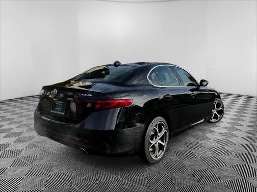 2018 Alfa Romeo Giulia Ti Lusso
