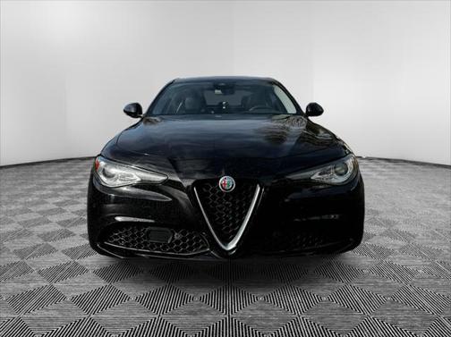 2018 Alfa Romeo Giulia Ti Lusso