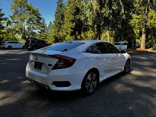 2018 Honda Civic EX-L w/Navi