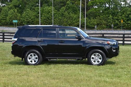 Midnight Black Metallic 2024 Toyota 4Runner SR5 Premium